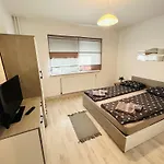 Alisz Apartments