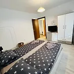 Alisz Apartments