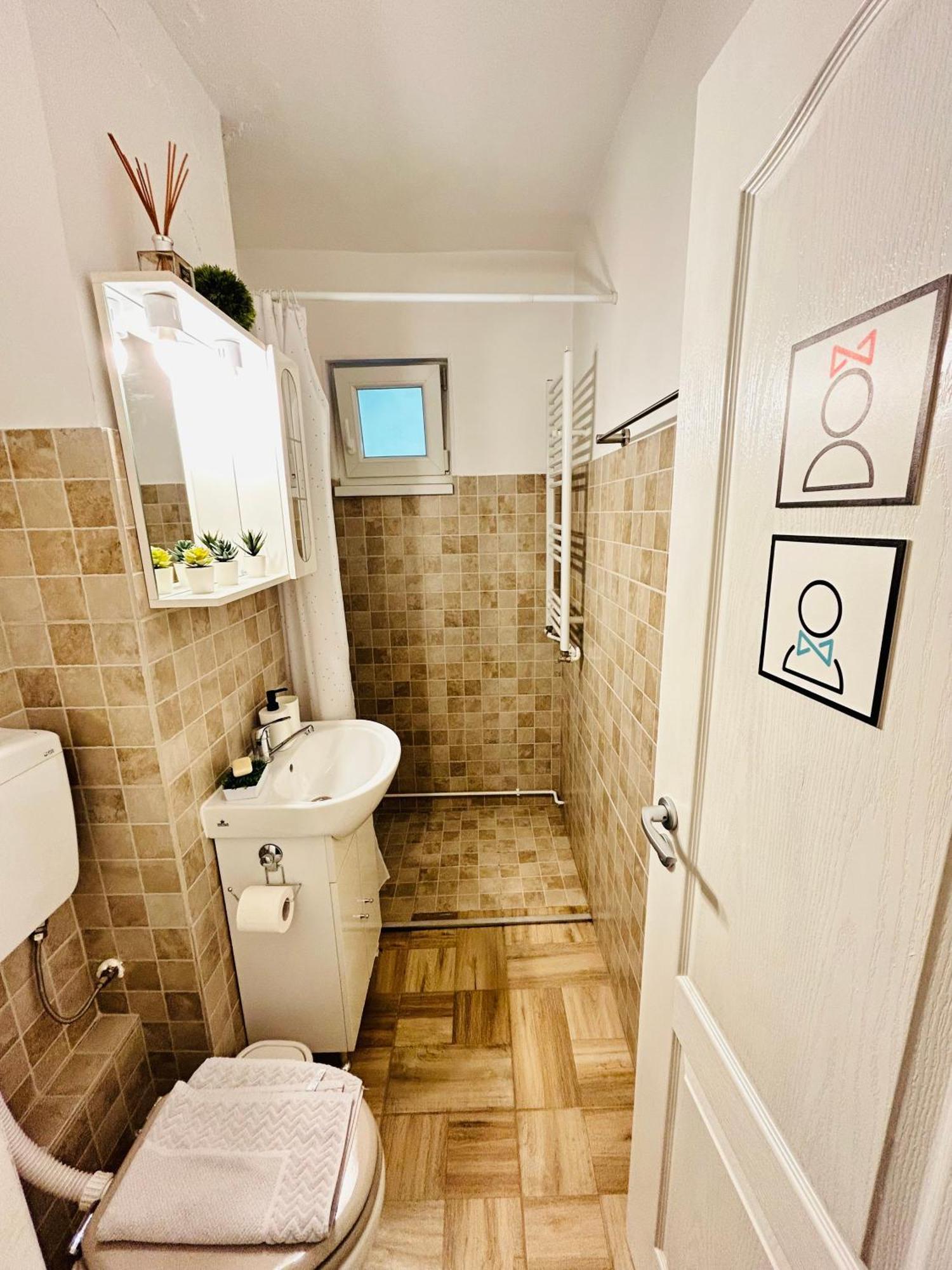 Apartment Alisz *