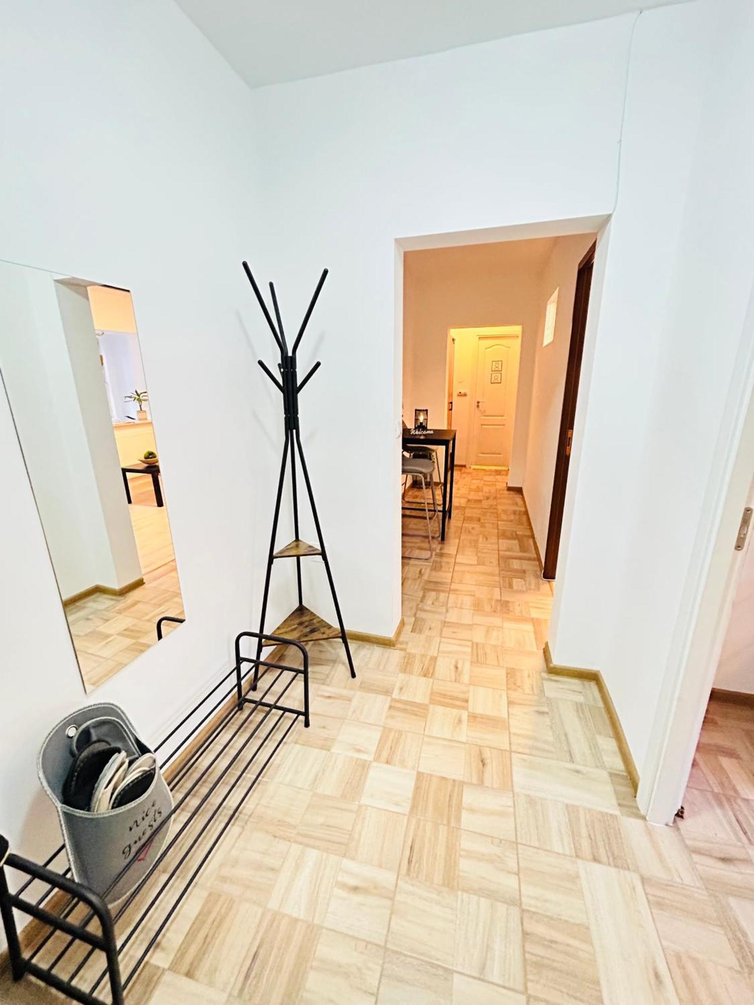 Alisz Apartment